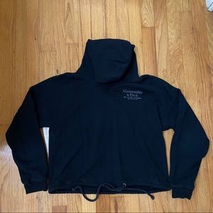 CROPPED HOODIE
